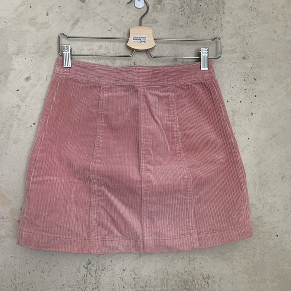 Women’s pink skirt - Picture 3 of 3